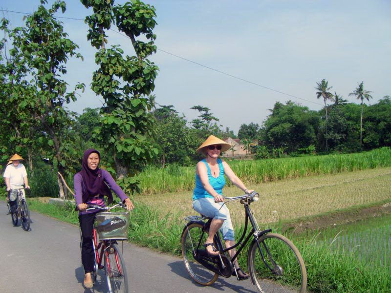 Fietsen door Yogyakarta